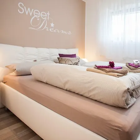 Maya * ווינטרברג